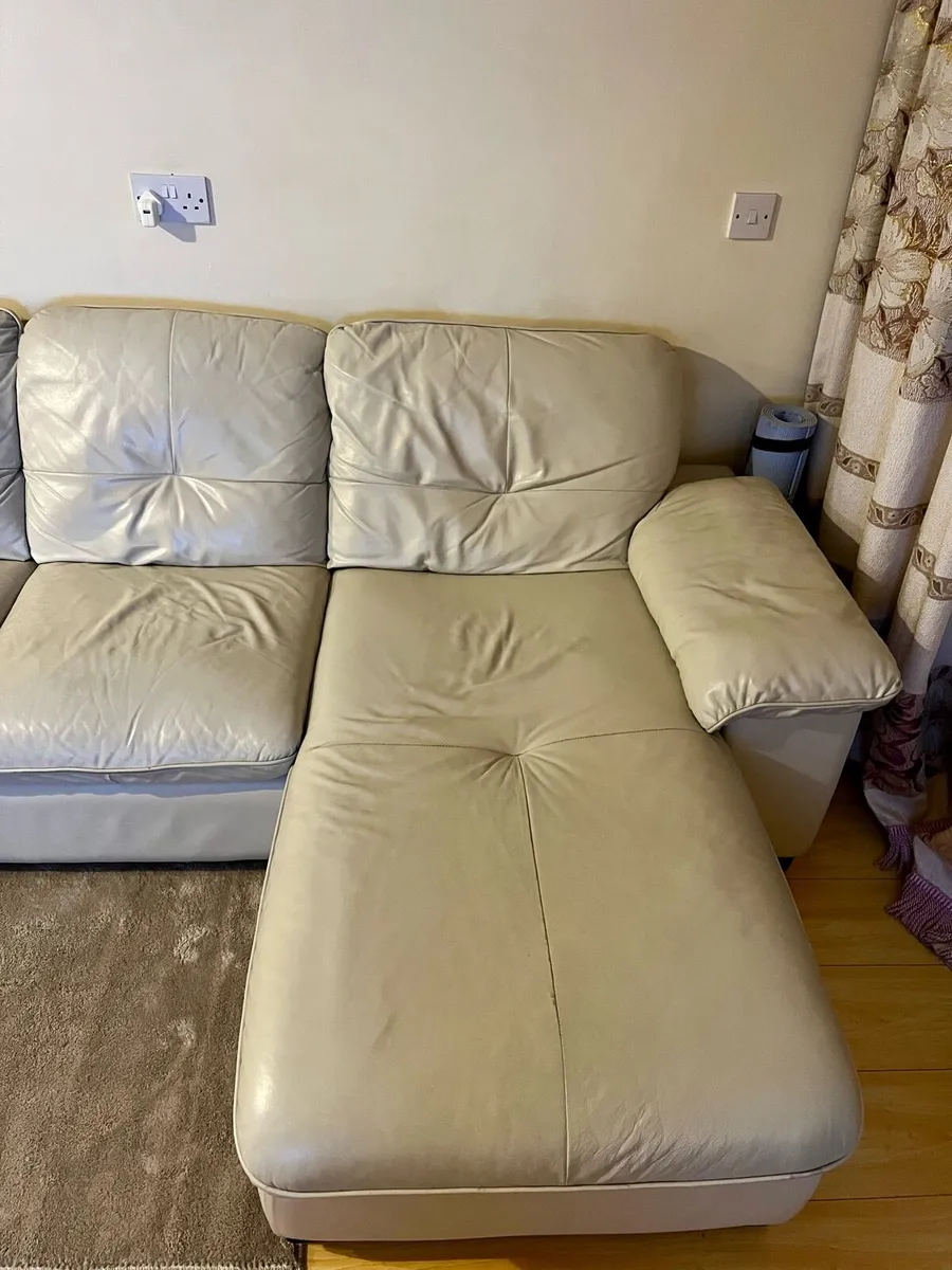 Sofa - Image 4