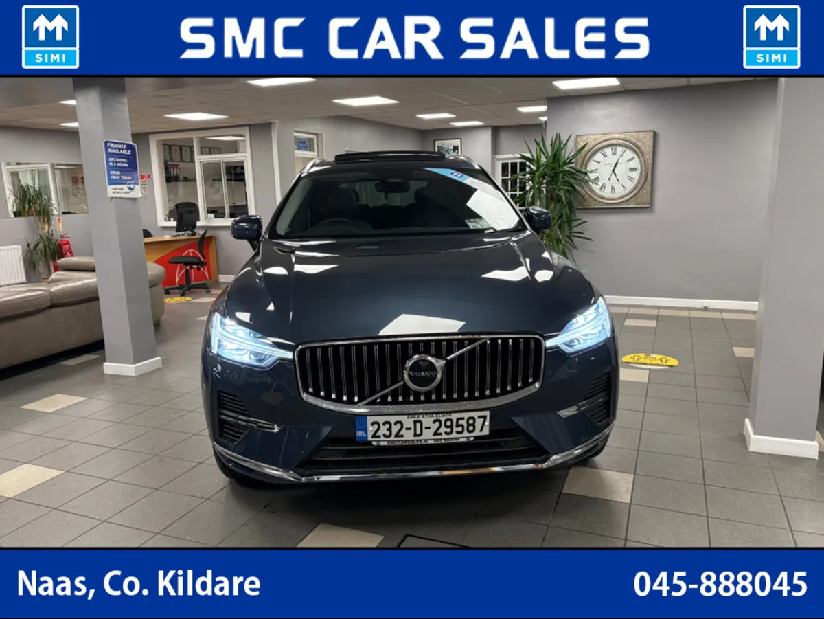 Volvo XC60 CORE T6 RECHARGE AWD - Image 3