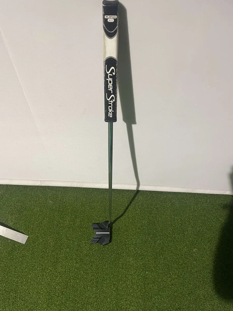 Odyssey Ai one wing back Putter - Image 3