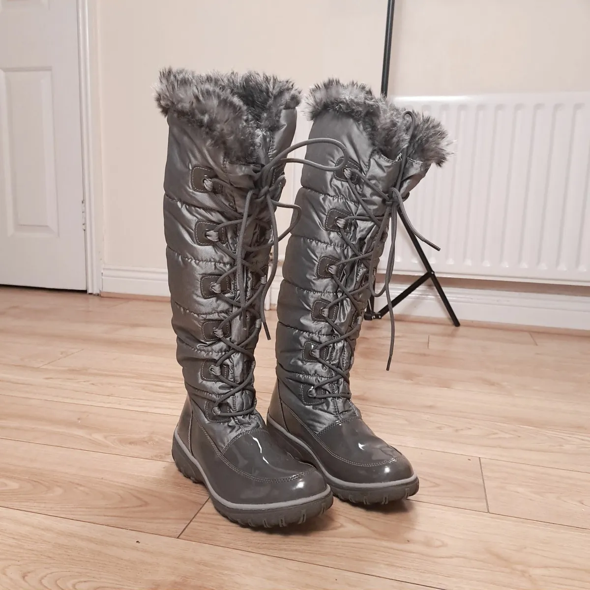 Cougar Grey Knee High Winter Boots 5UK - Image 1