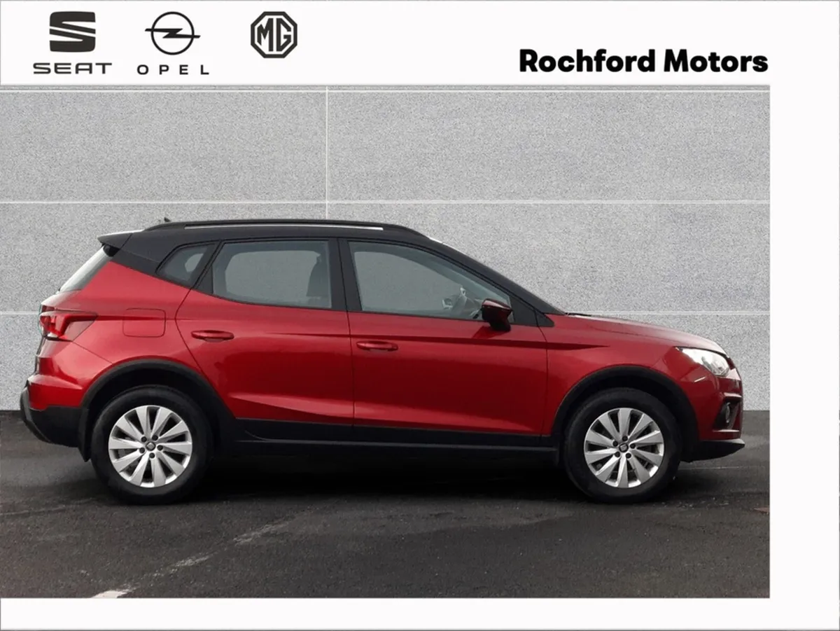 SEAT Arona 1.0tsi 115hp SE  *** Very Low KM's *** - Image 3