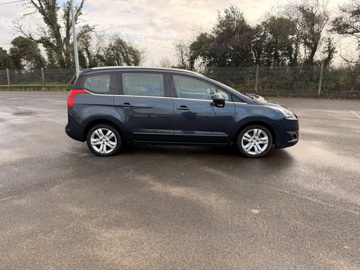Peugeot 5008 automatic 7 seater*low mileage * - Image 3