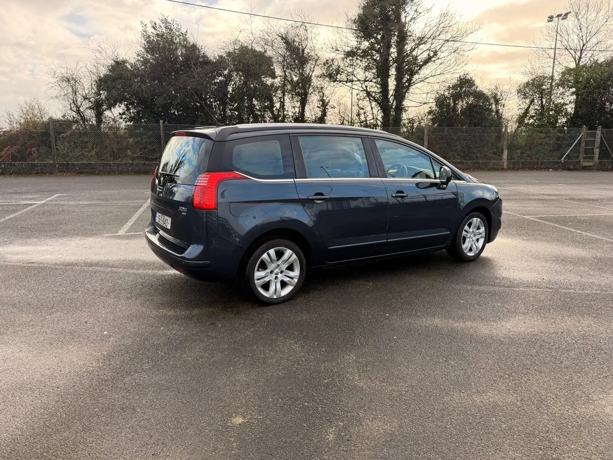 Peugeot 5008 automatic 7 seater*low mileage * - Image 4
