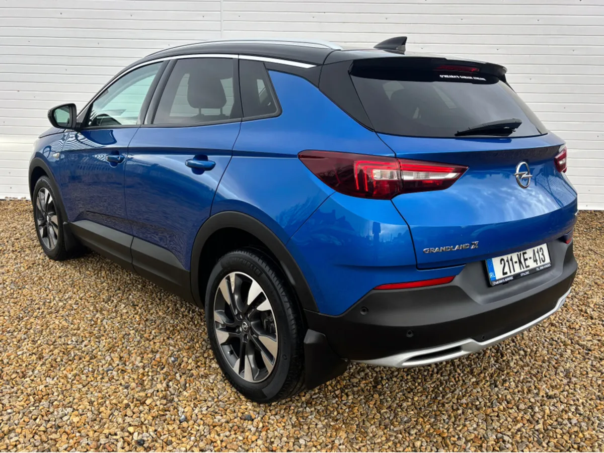 Opel Grandland X CUV SRI 1.2 130PS PETROL 4DR - Image 2