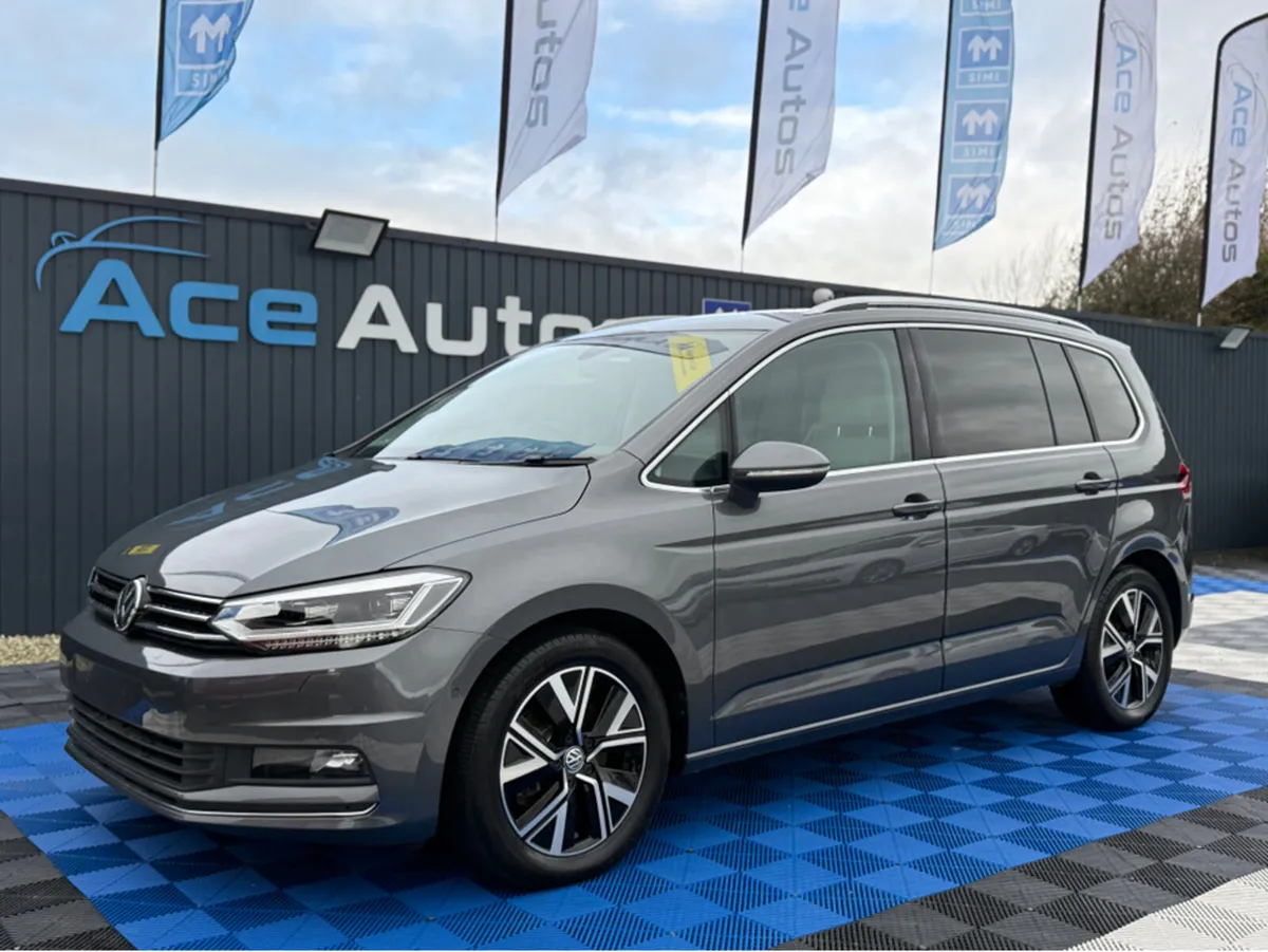 Volkswagen Touran HIGHLINE PREMIUM - 2.0L DIESEL - - Image 3