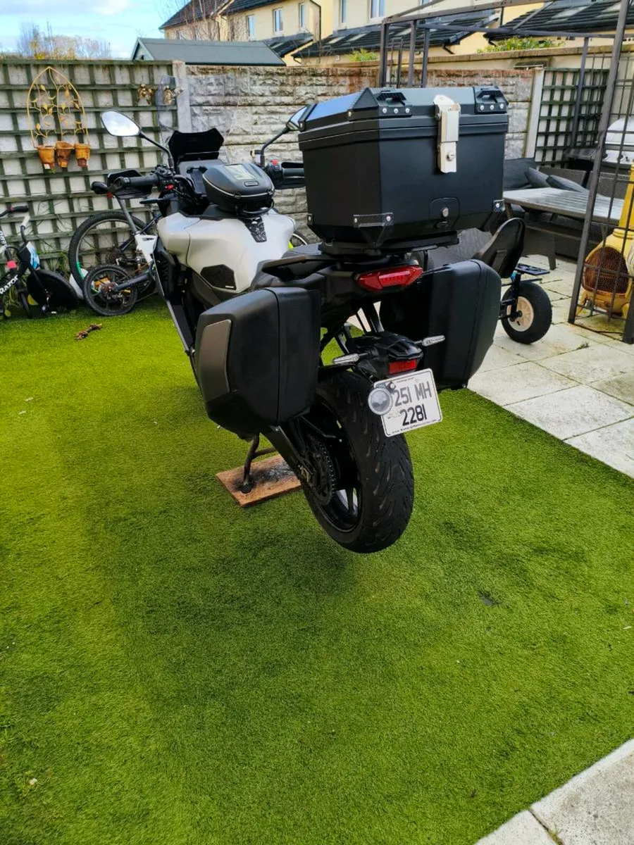 Yamaha tracer GT 900 - Image 4