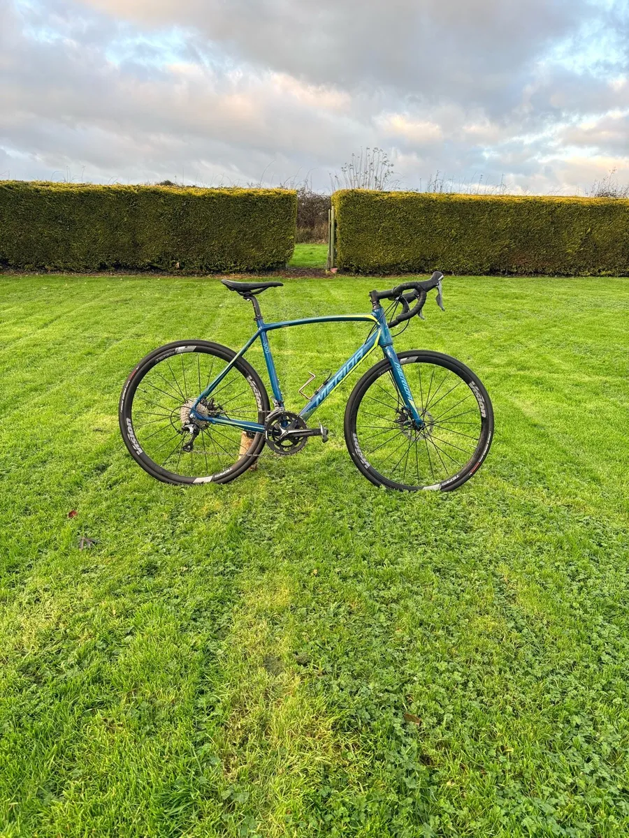 Merida cyclocross bike - Image 1