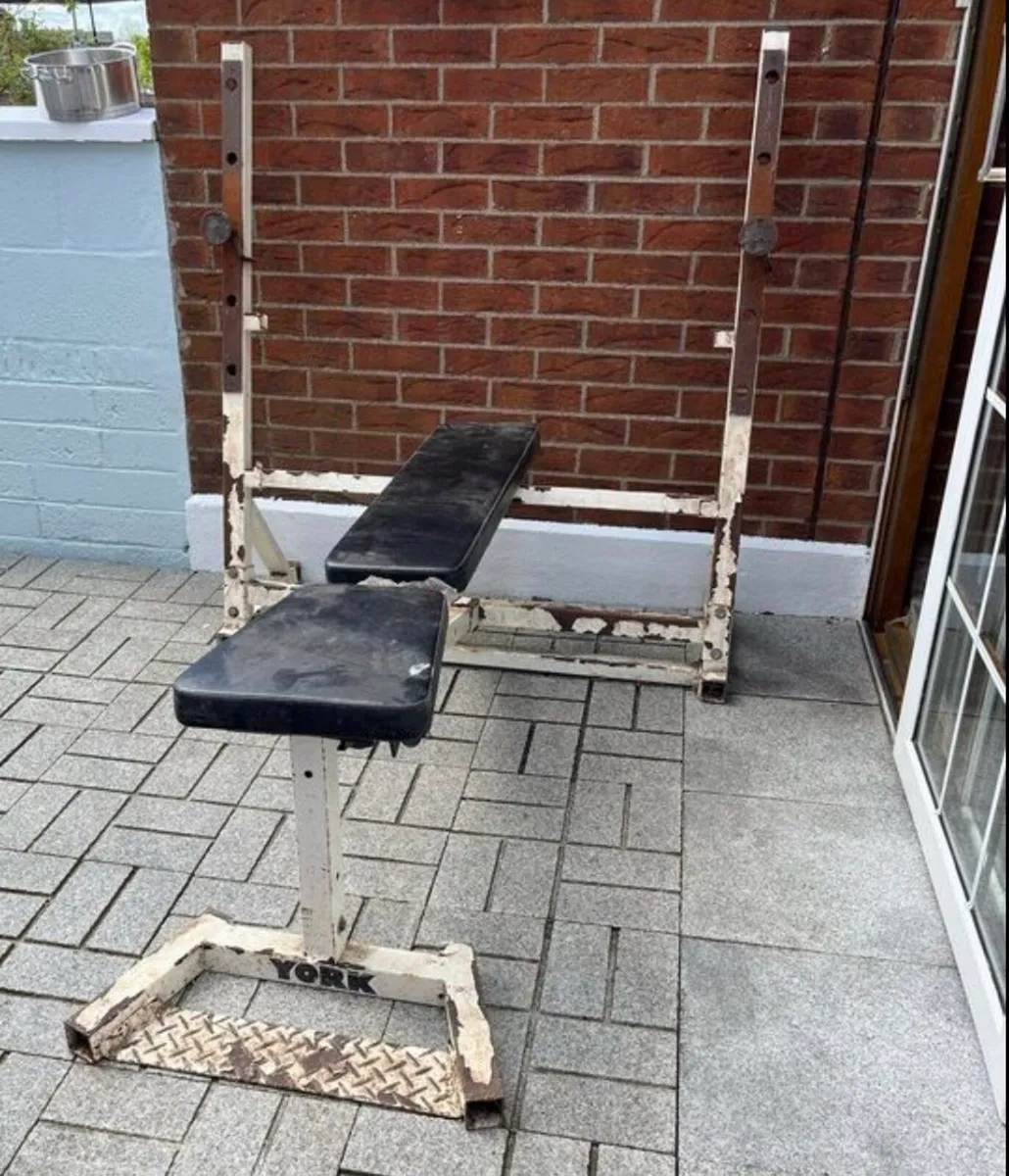 Old Olympic weight bench. - Image 1