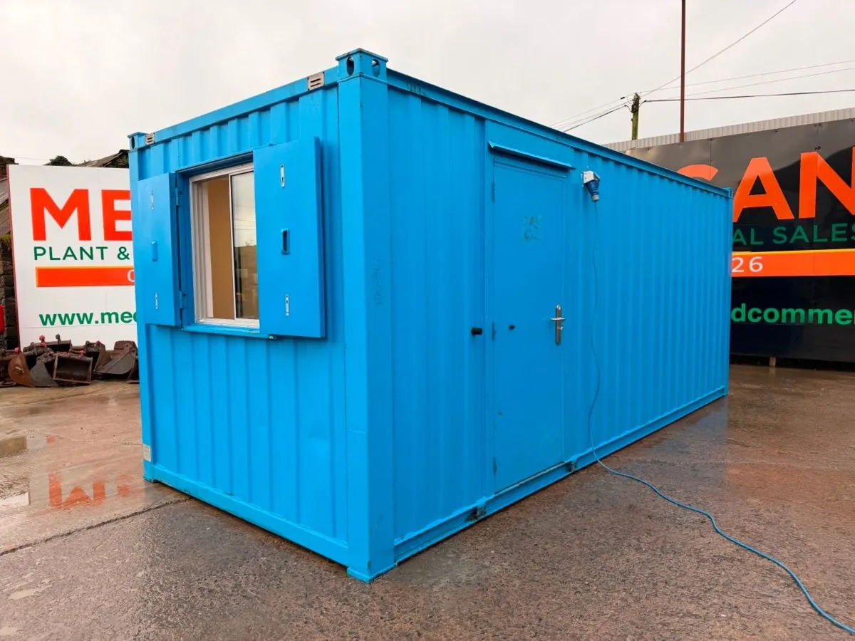 20 x 8 SITE OFFICE CABIN CONTAINER ....LIKE NEW - Image 1