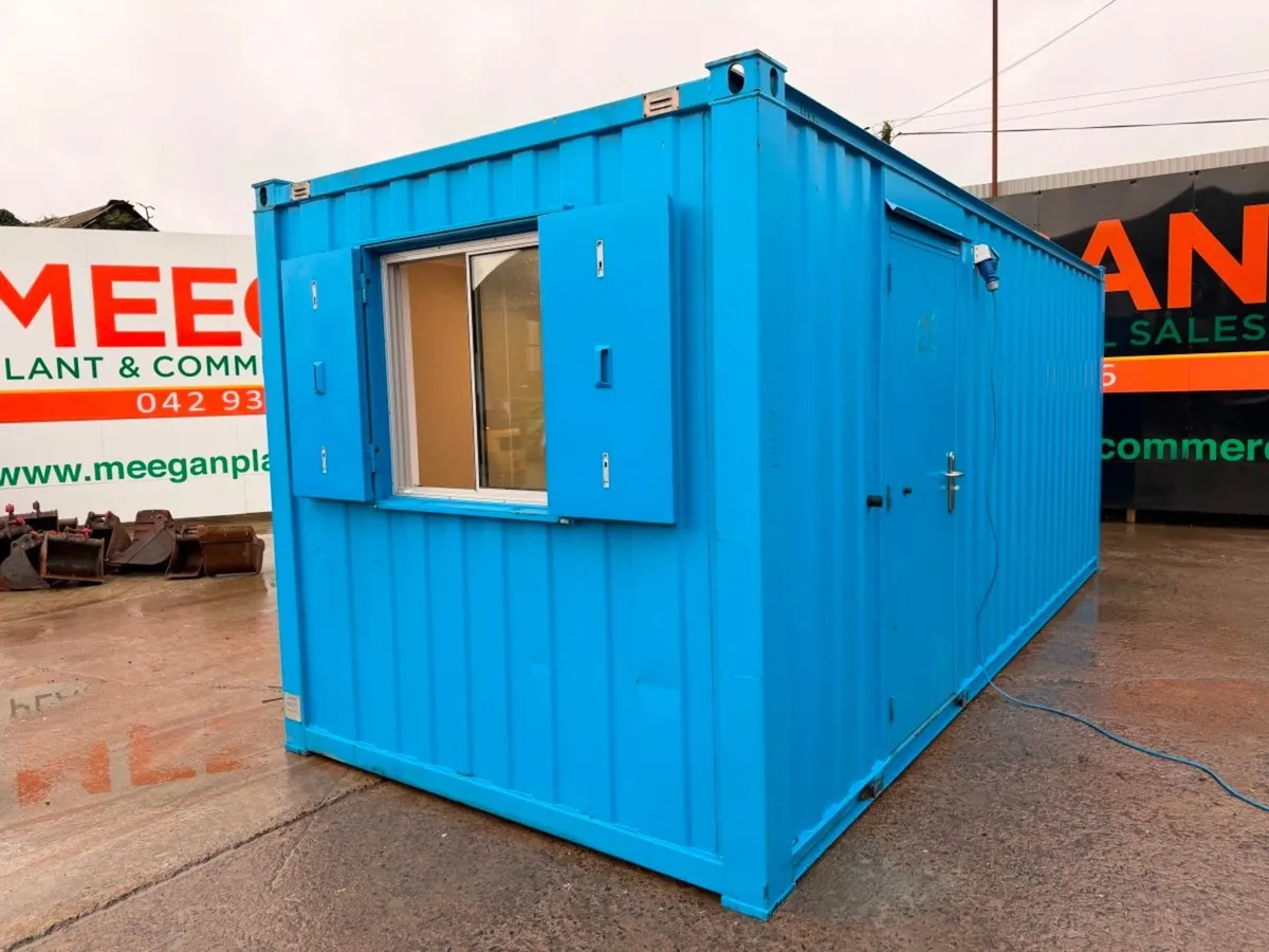 20 x 8 SITE OFFICE CABIN CONTAINER ....LIKE NEW - Image 4