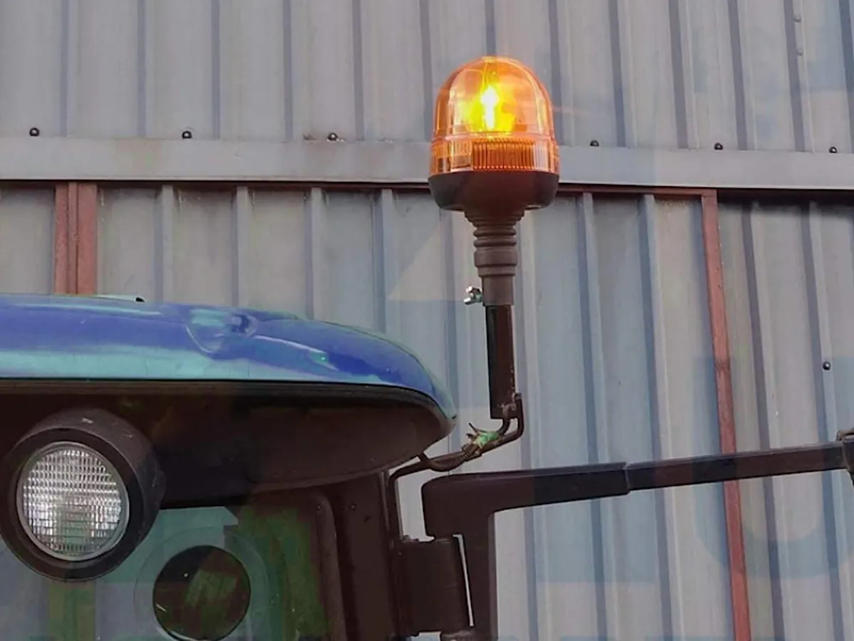 ONLY €20 LED AMBER BEACON - Image 1