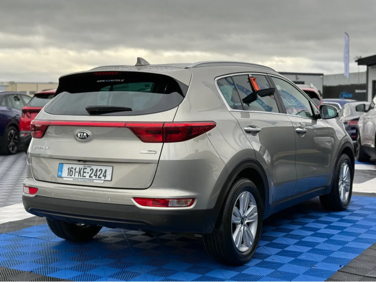 Kia Sportage EXECUTIVE - 1.7 DIESEL - MANUAL - 12M - Image 3
