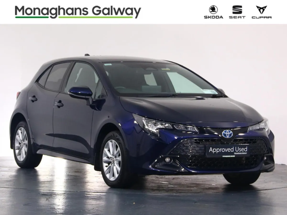 Toyota Corolla HYBRID LUNA AUTO - Image 1