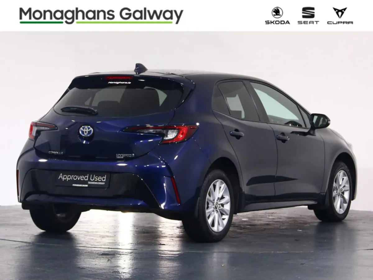 Toyota Corolla HYBRID LUNA AUTO - Image 4