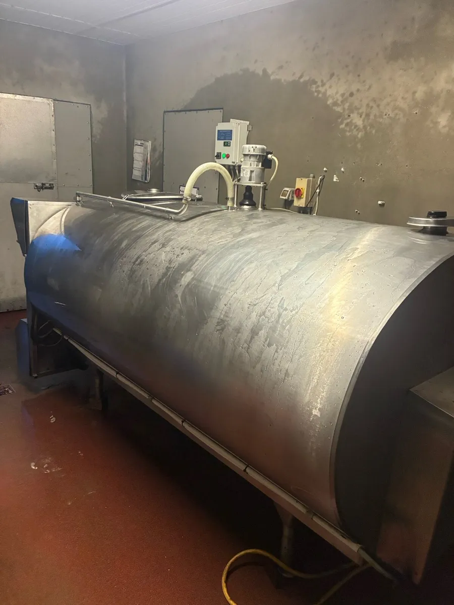 Milk tank 2550 litres - Image 3