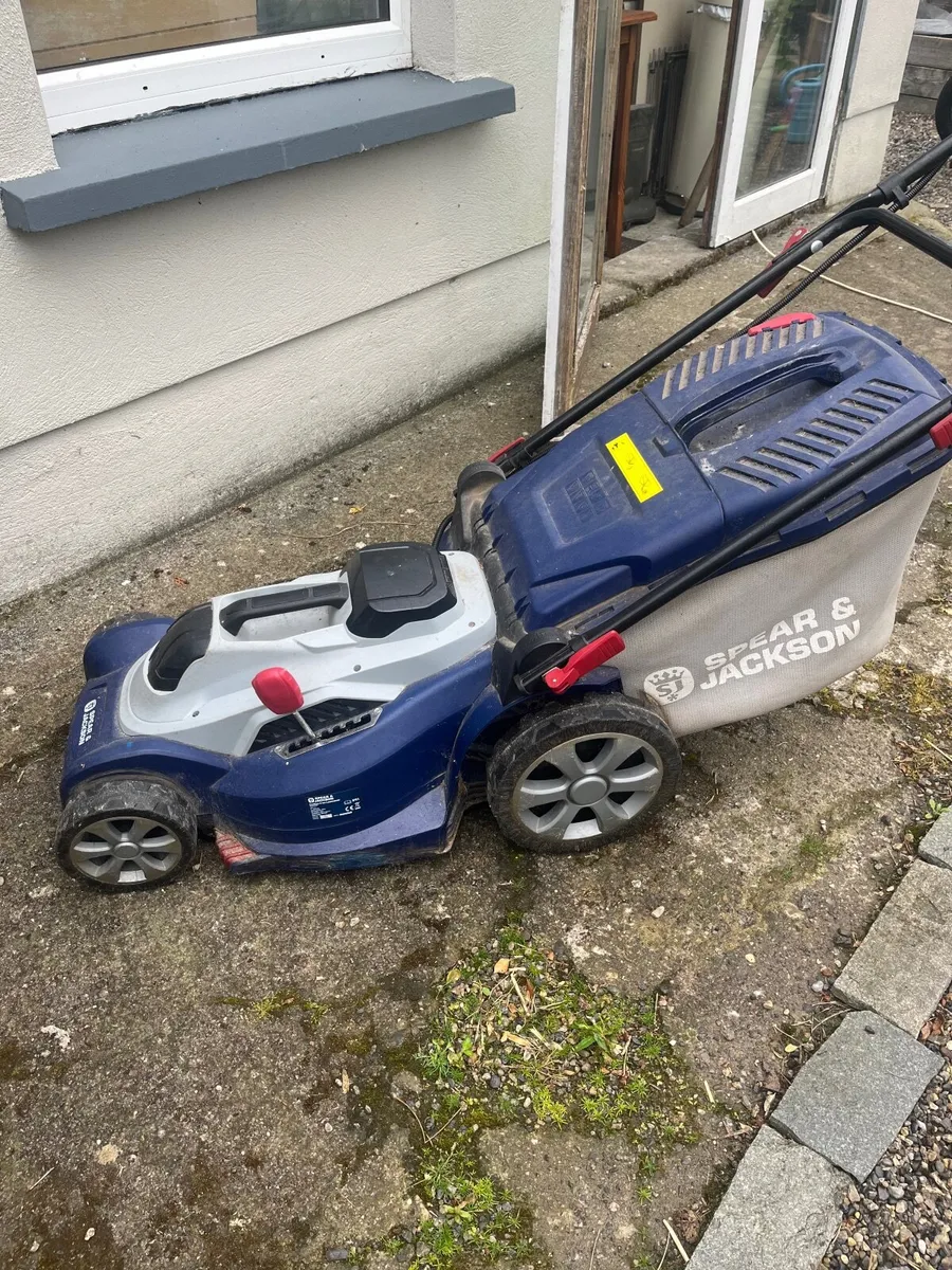 Jackson Spear battery & Charger - Image 3