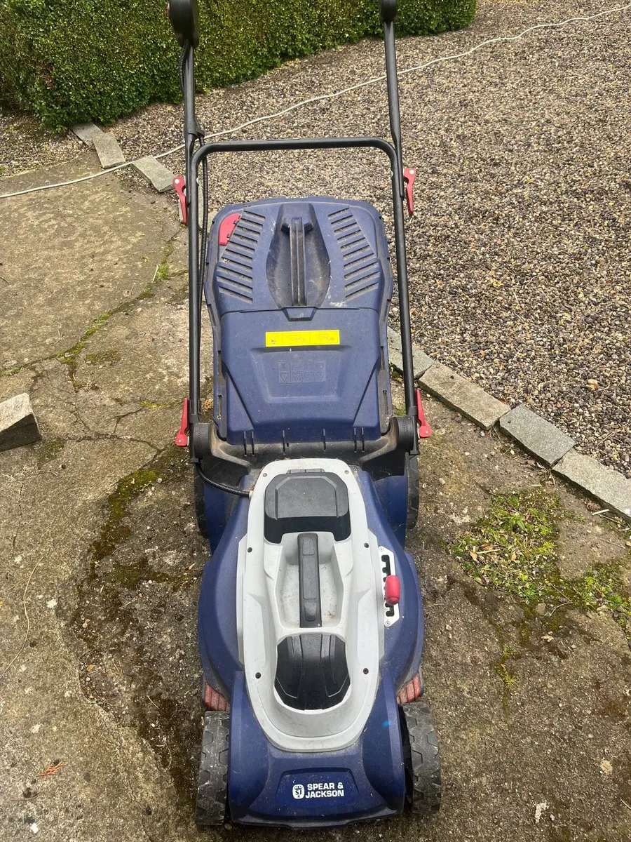 Jackson Spear battery & Charger - Image 4