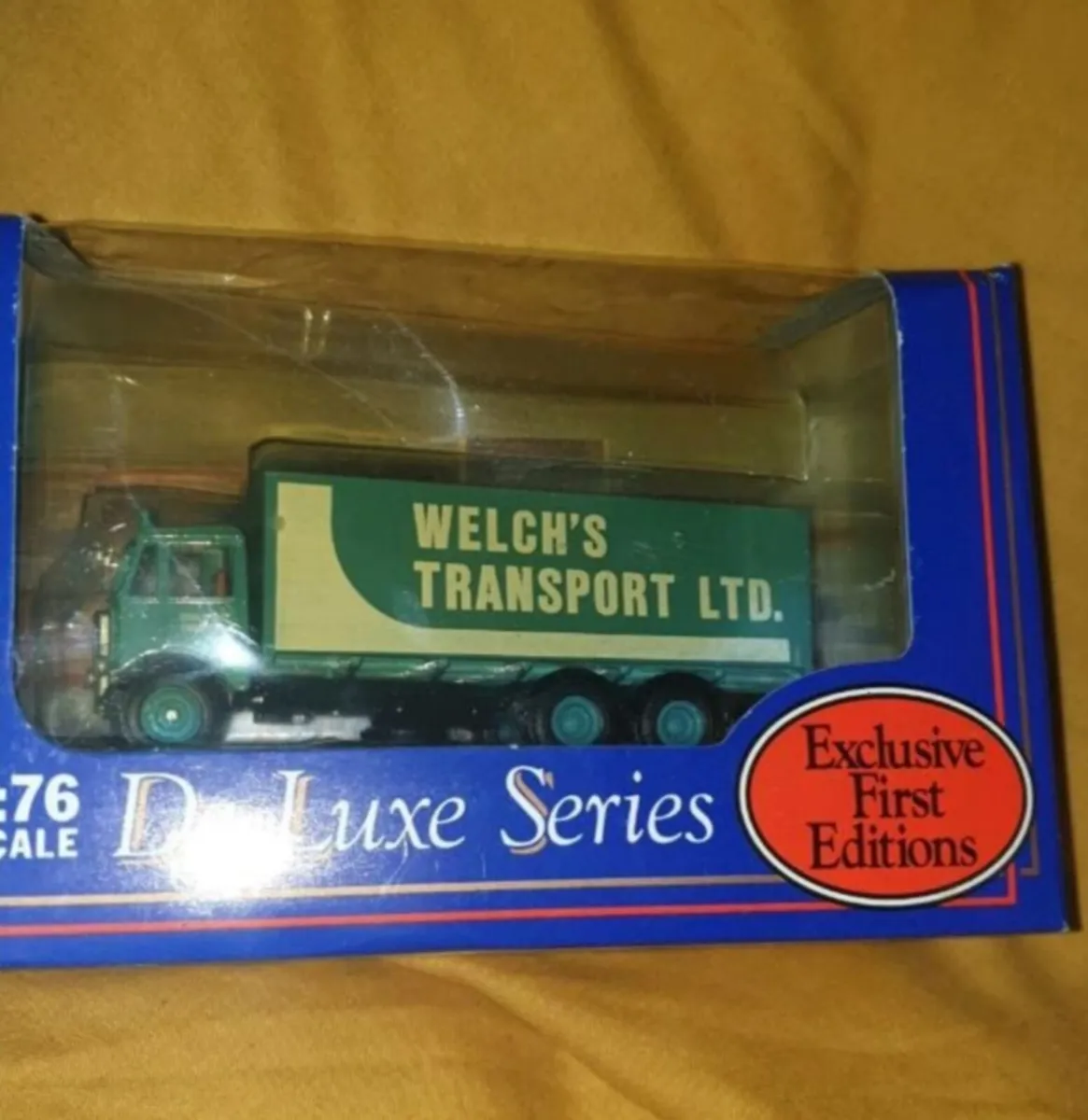 VINTAGE DE LUXE SERIES DIE. CAST TRUCK