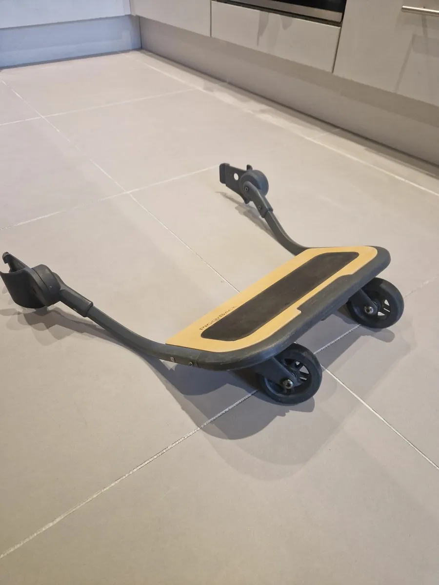 Uppababy Vista buggy board - Image 3