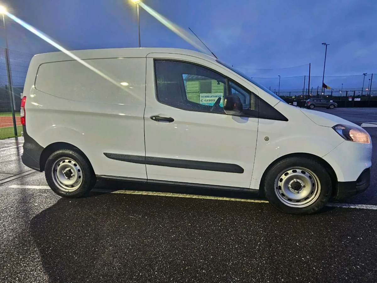 202 ford transit courier - Image 4