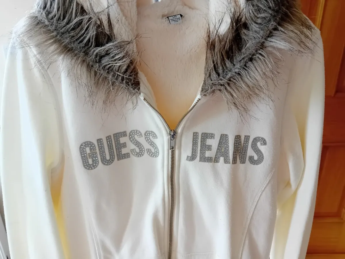Guess Hoodie - Image 4