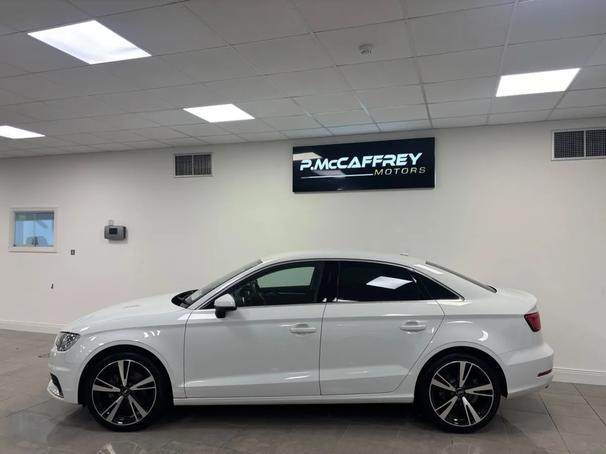 2015 Audi A3 1.4 TFSI S-Tronic Auto Reversing Came - Image 2