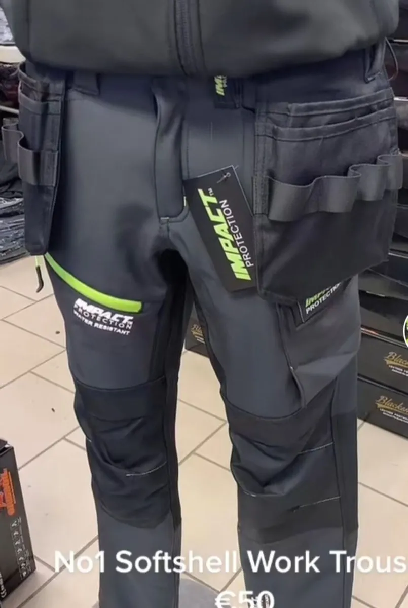 Soft shell fleece 🥶lined water resistant work - Image 1