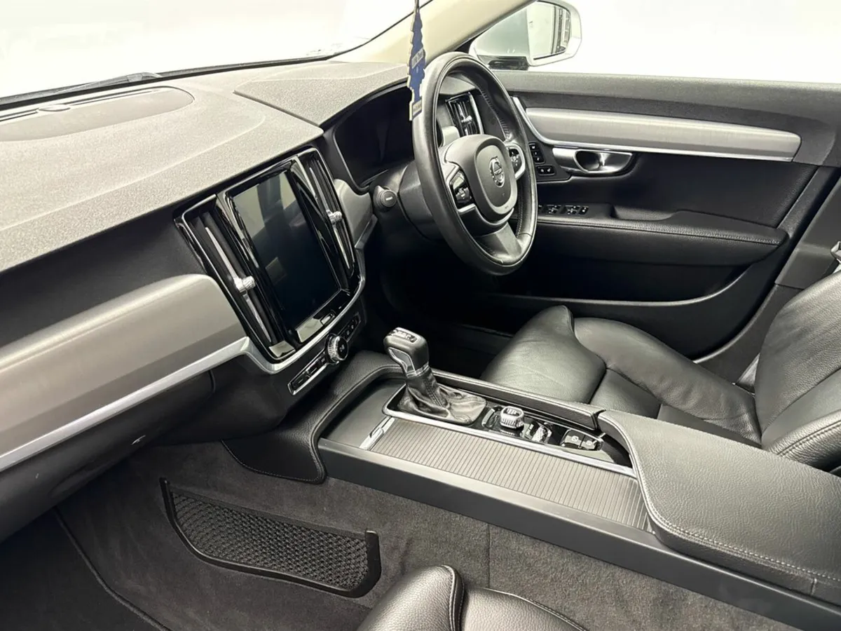 Volvo S90 D3 MOM *JUST IN* €100 P/W - Image 4