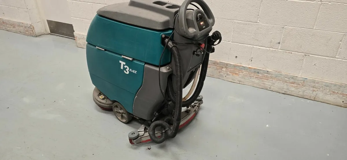 Floor Cleaner - Image 1