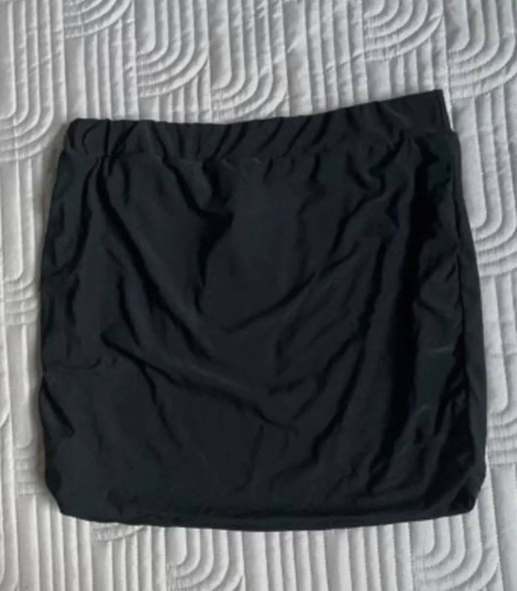 Black mini skirt Love Lisa Size 8 BNWT - Image 1
