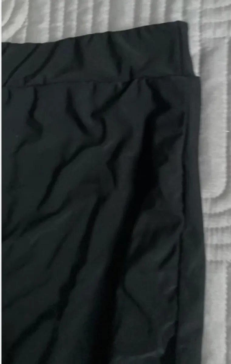 Black mini skirt Love Lisa Size 8 BNWT - Image 2