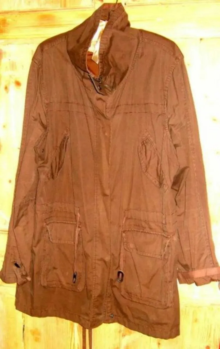 BNWT Ladies Jacket - Image 2