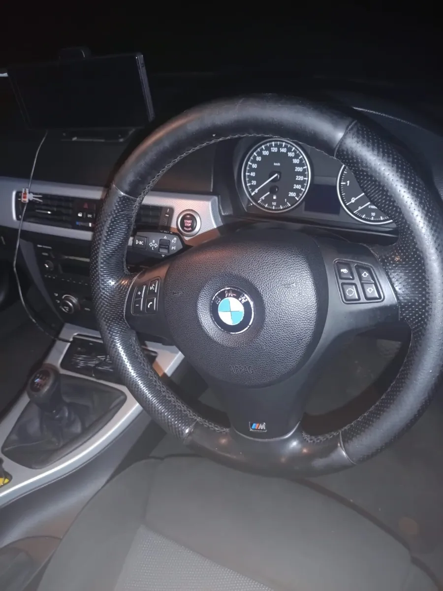 BMW 3 Series 318i M Sport Low miles - Image 3