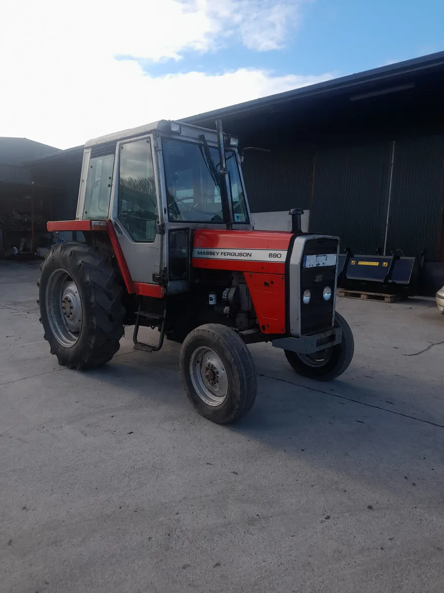 Massey Ferguson 690 - Image 3