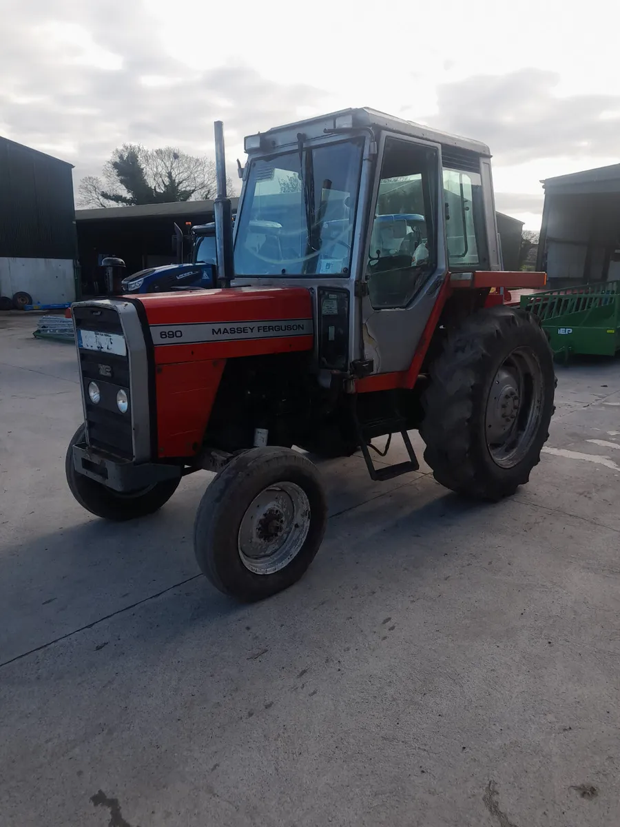 Massey Ferguson 690 - Image 2
