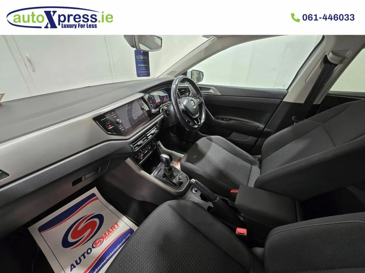 Volkswagen Polo 1.0 TSI Automatic, Reversing camer - Image 4