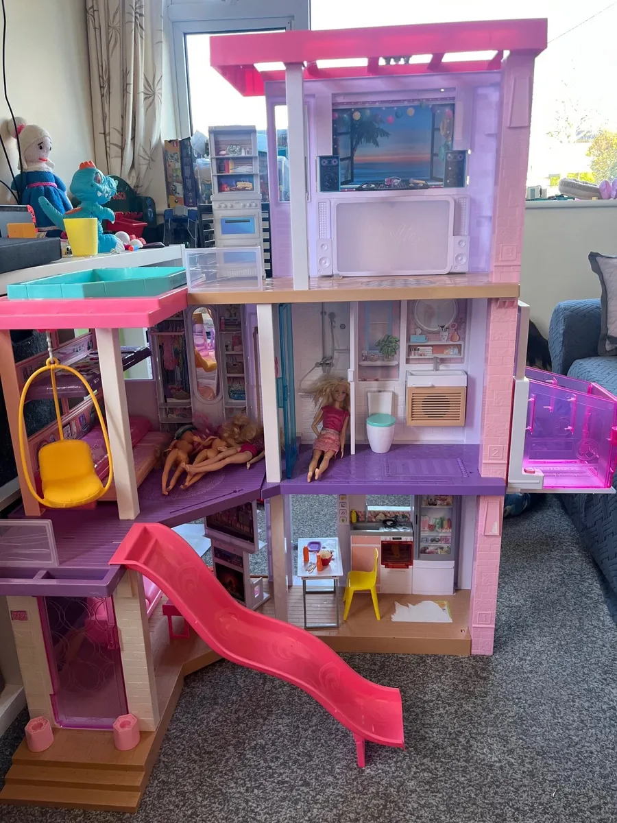 Barbie Dream House - Image 2