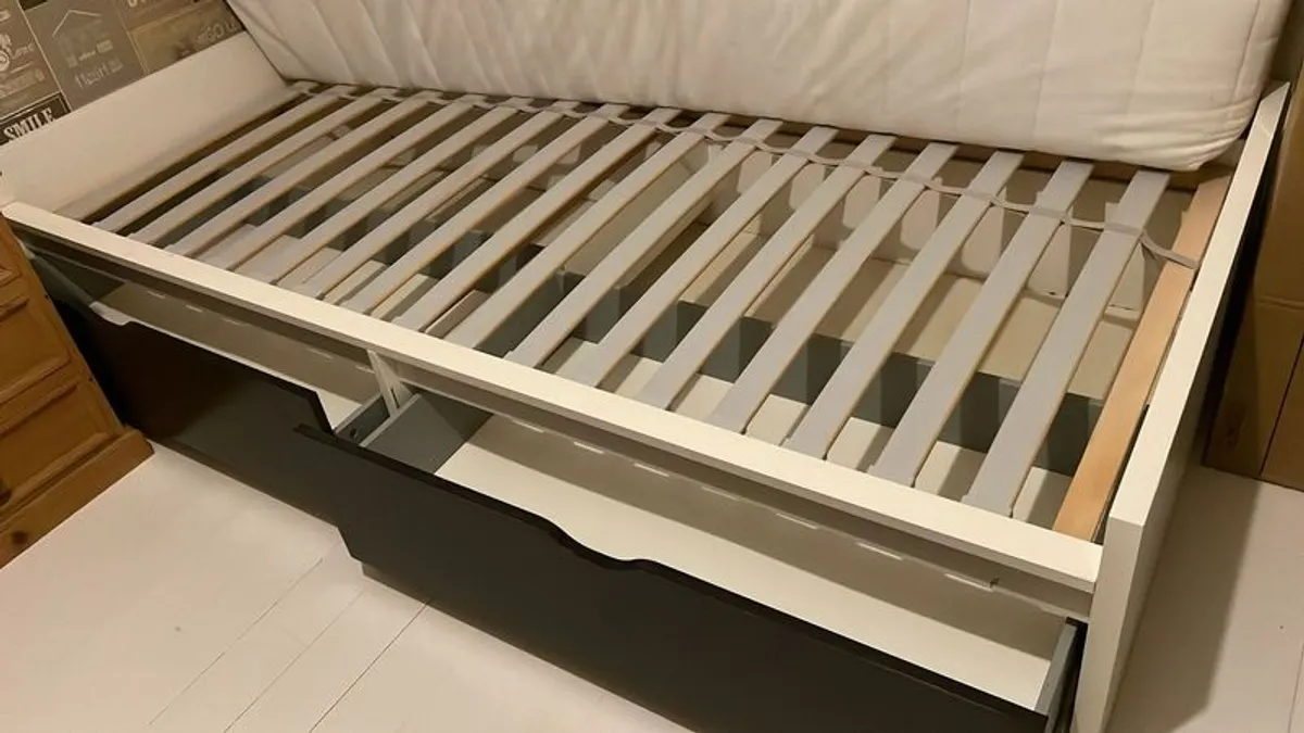 Single Bed with Storage - Image 4