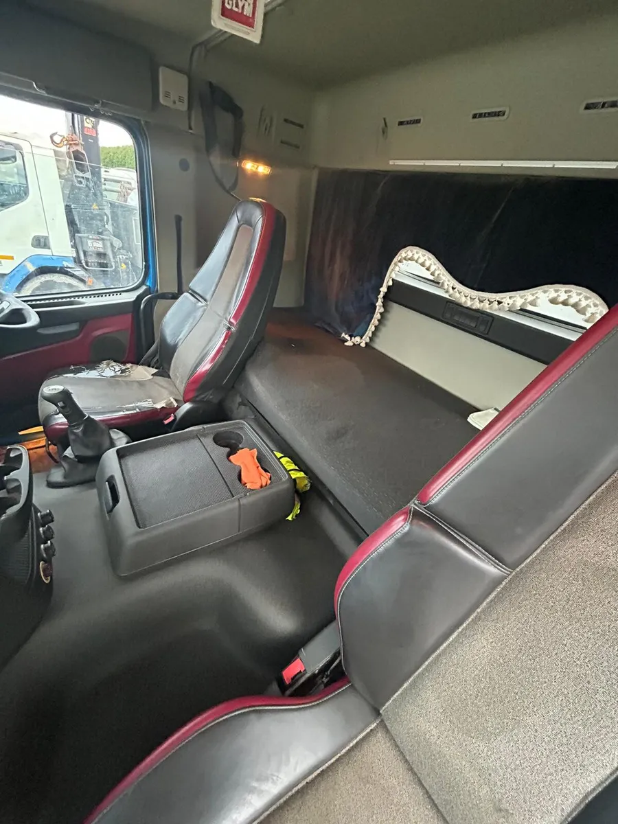 2014 Volvo FMX D13 420hp Manual - Image 4