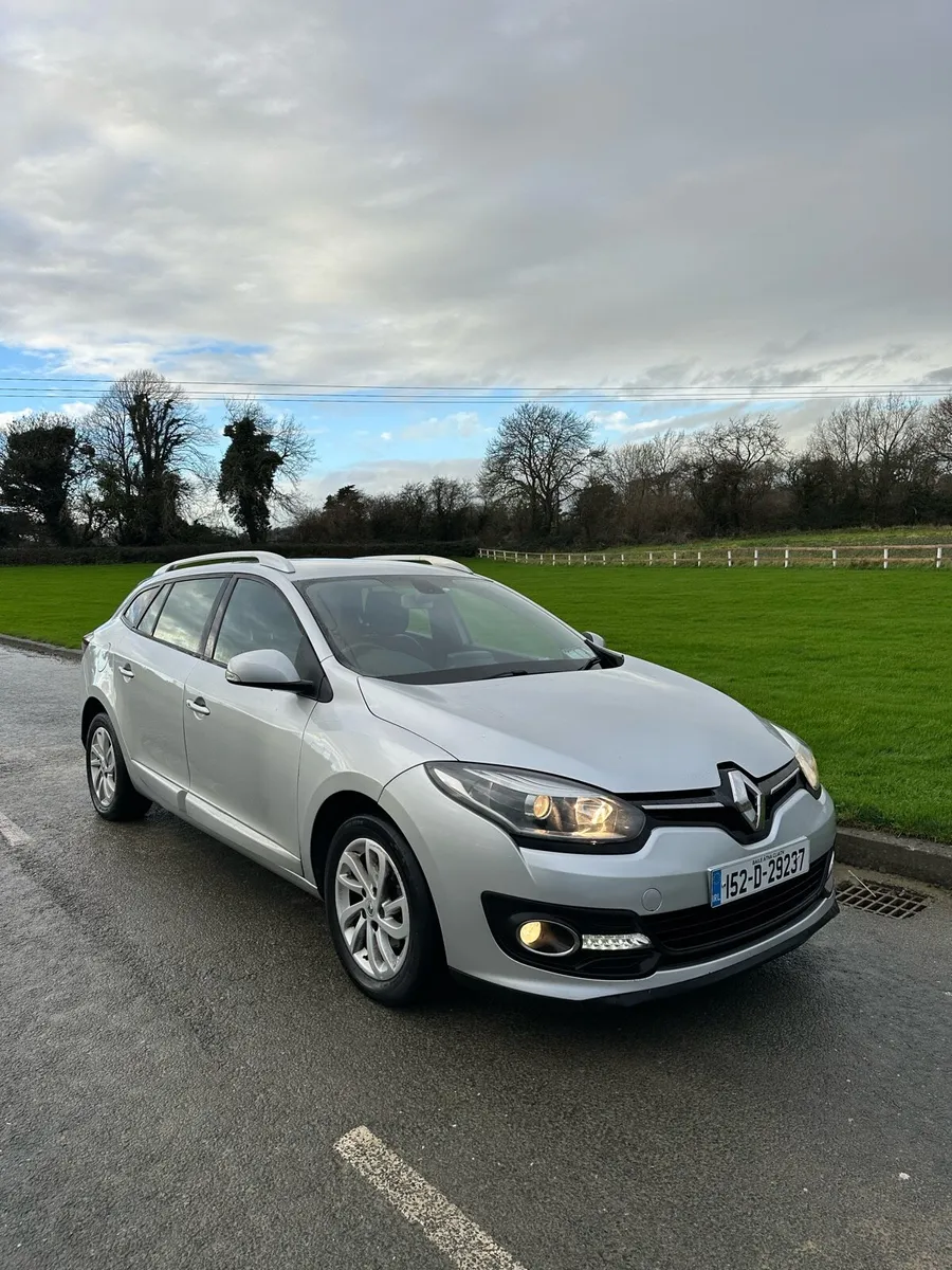 Renault Megane Estate 2015 - Image 1