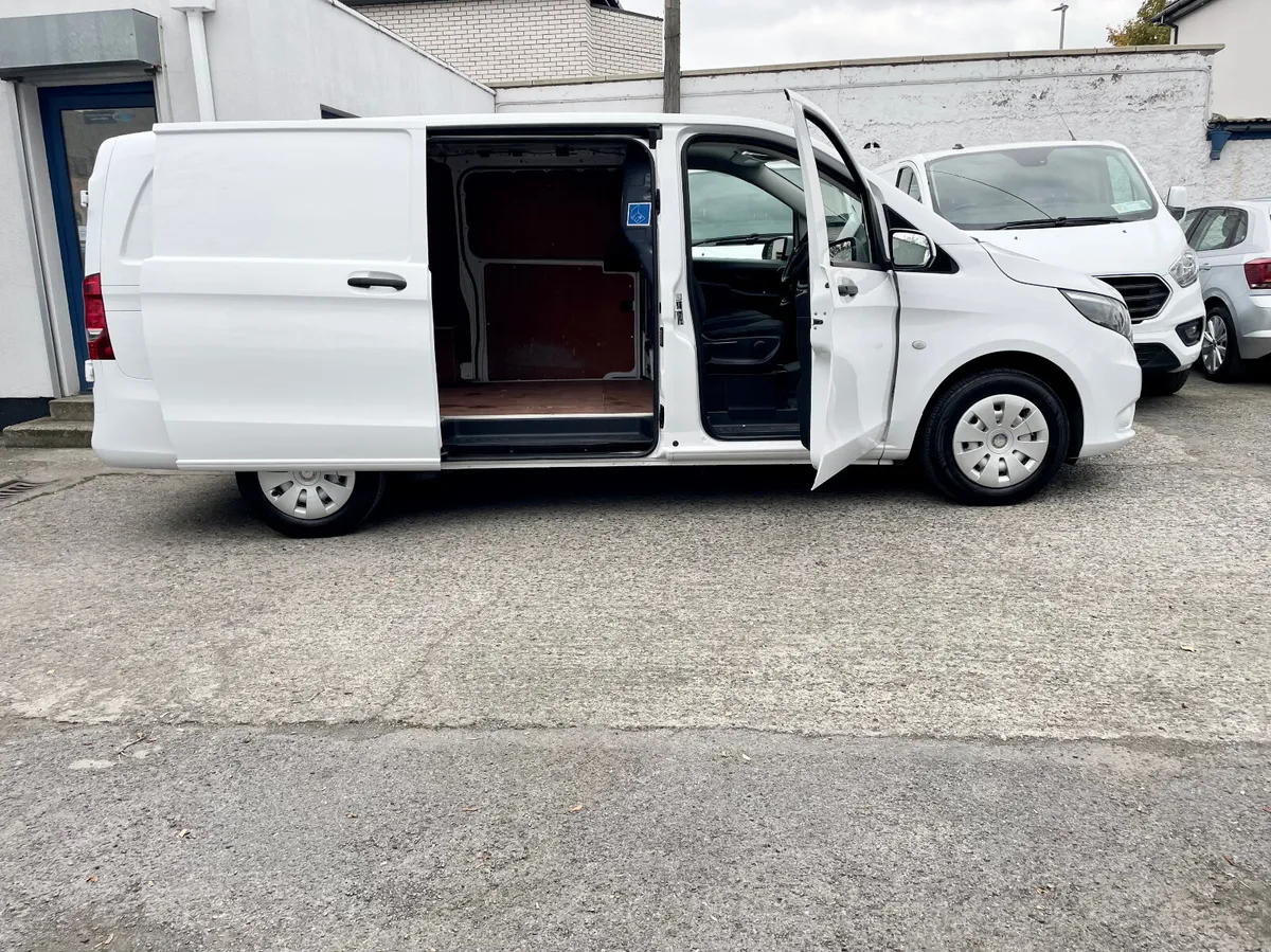 Mercedes-Benz Vito Classic 2.0CDI RWD LWB,2022 - Image 3