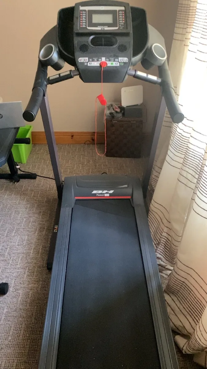 Treadmill - Image 2