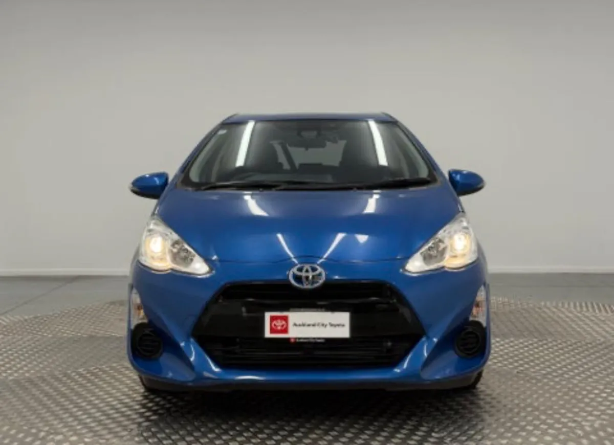 2016 TOYOTA AQUA. 82KMS ONLY. 2 YEAR NCT. AUTO 1.5 - Image 2