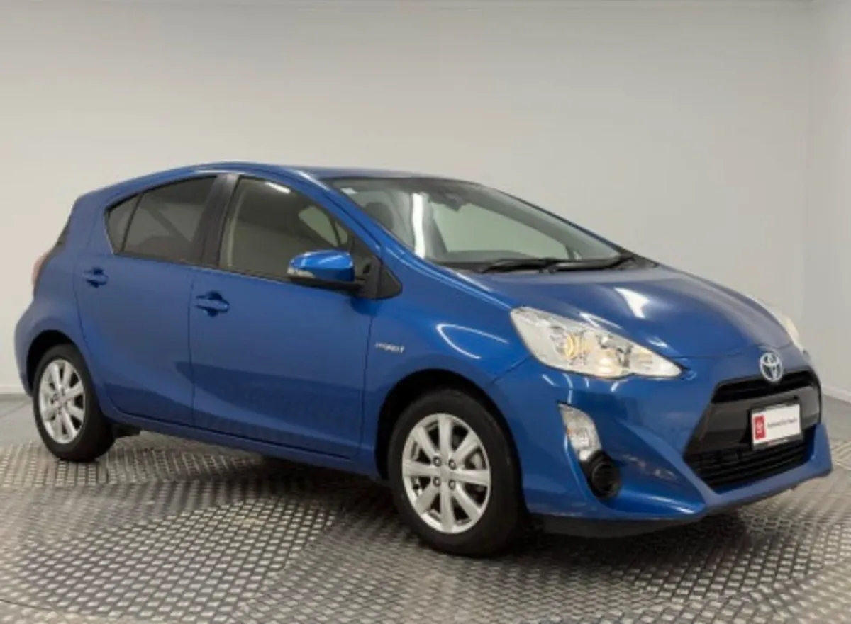 2016 TOYOTA AQUA. 82KMS ONLY. 2 YEAR NCT. AUTO 1.5 - Image 3