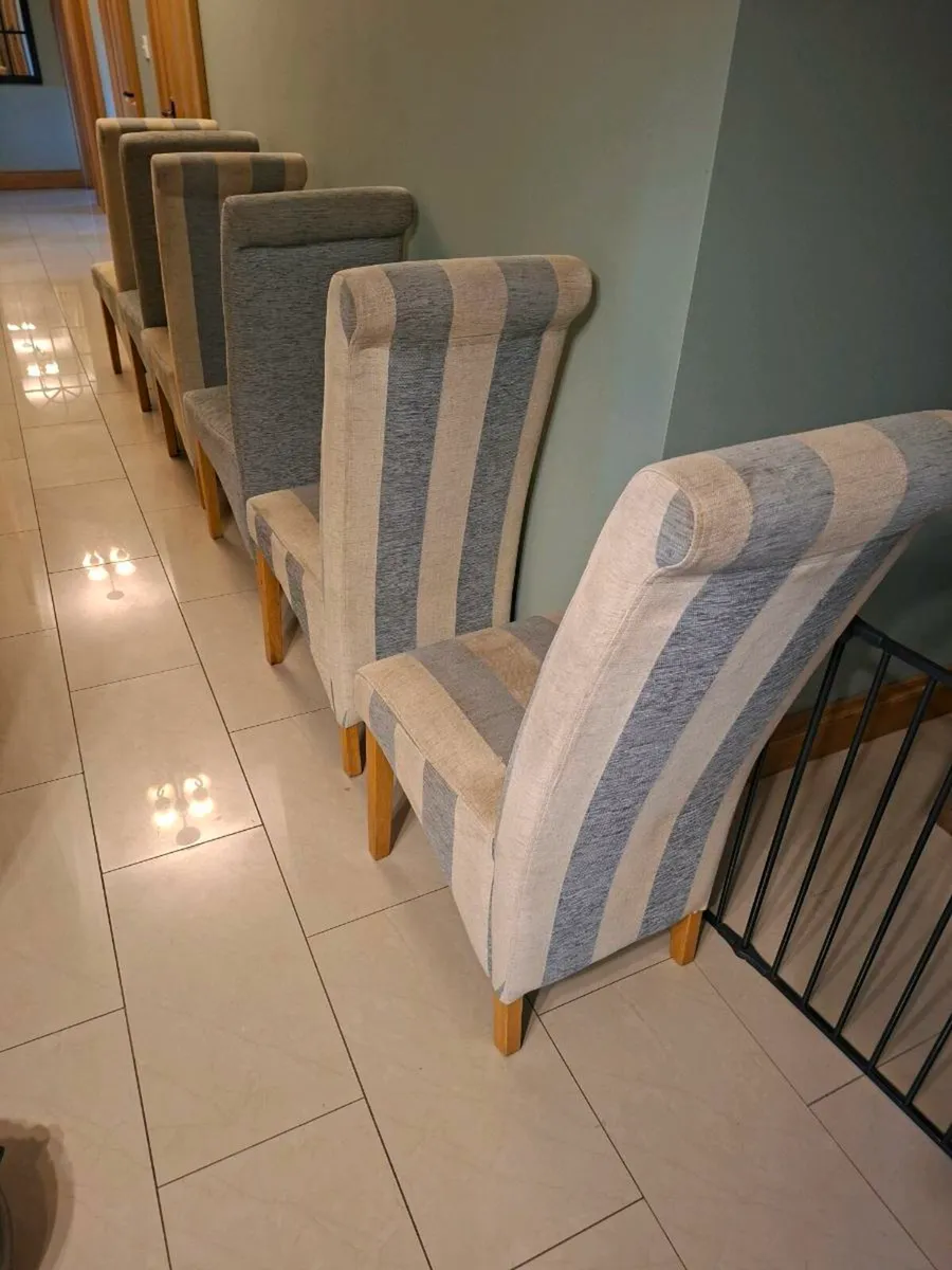 Kitchen chairs - Image 3