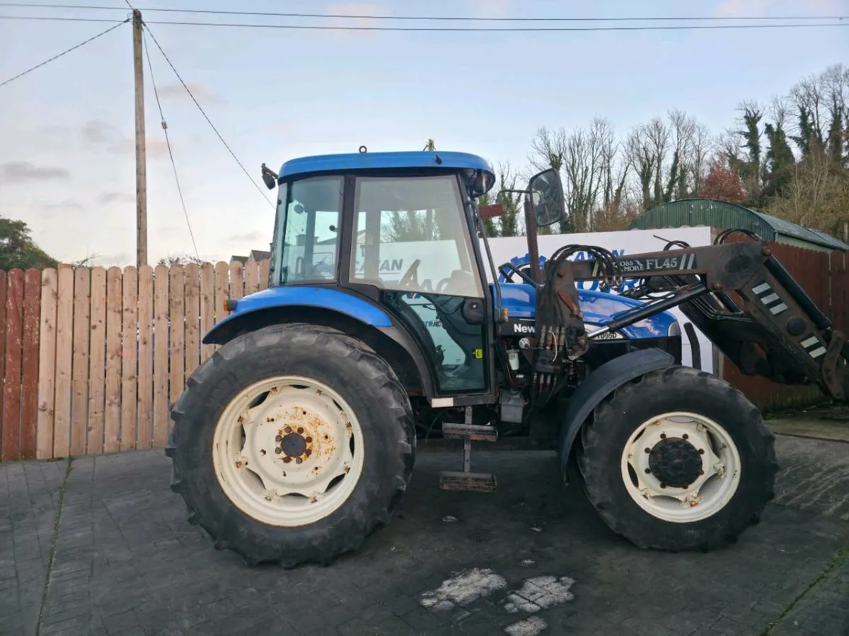 New Holland TD95D - Image 2
