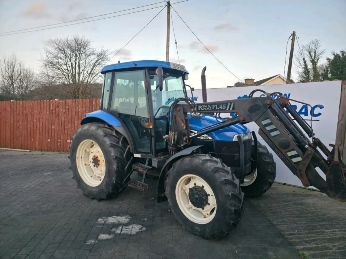 New Holland TD95D - Image 1