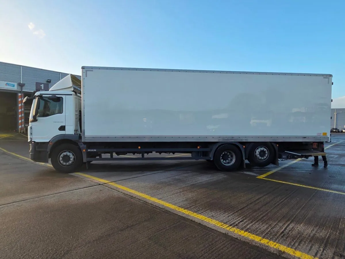 Man TGM MAN TGM 26.320 - Box Body - Image 4