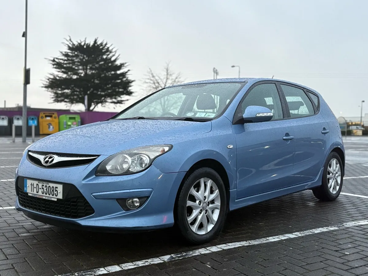 HYUNDAI i30 - AUTOMATIC  - LOW MILES - Image 3