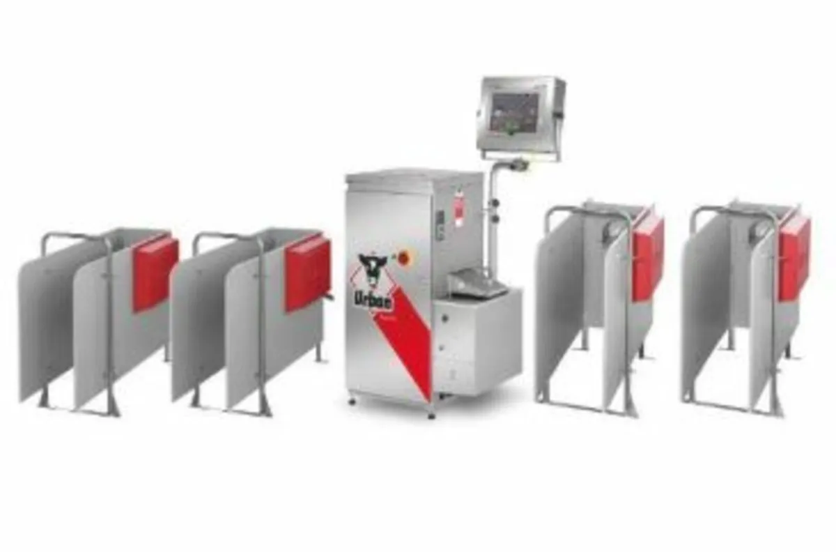 Urban Alma Pro Calf Feeder & Stations - Image 3